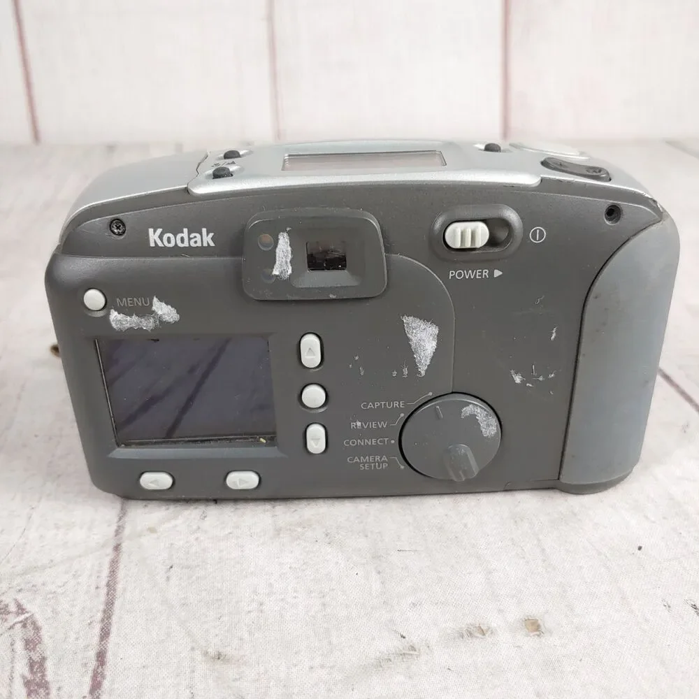 Kodak DC3400 Zoom Digital Camera 2.0MP Silver Gray Retro Power On ASIS FOR PARTS
